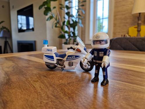 PLAYMOBIL City Action Politiemotor met led-licht - 6923, Kinderen en Baby's, Speelgoed | Playmobil, Gebruikt, Ophalen of Verzenden