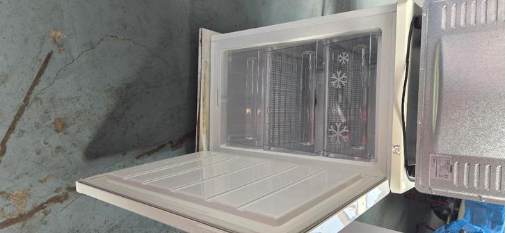 Zanussi TT110F Vriezer, Elektronische apparatuur, Vriezers en Diepvrieskisten, Gebruikt, Vrijstaand, Vrieskast, Ophalen