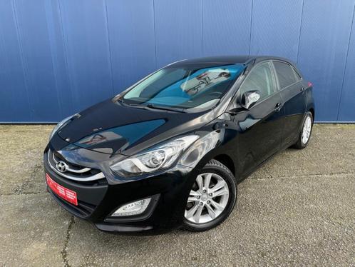 Hyundai i30 1.4i Essence Euro5 96 000 km Garantie 12 mois 20, Autos, Hyundai, Entreprise, Achat, i30, ABS, Airbags, Air conditionné