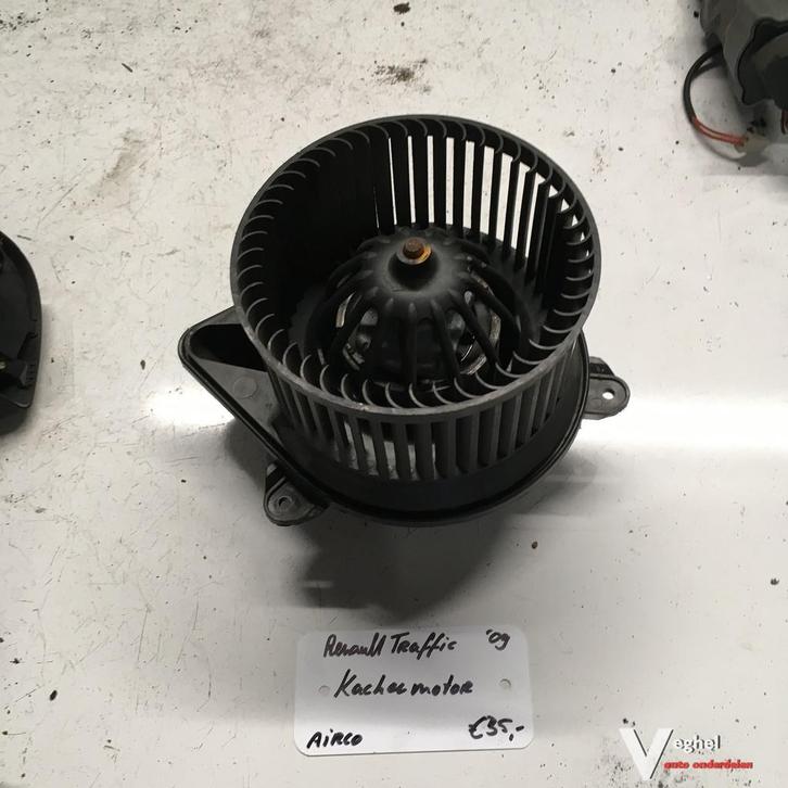 Renault Traffic 2009 2.0 diesel   Kachelmotor  (airco), Auto-onderdelen, Airco en Verwarming, Gebruikt, Ophalen of Verzenden