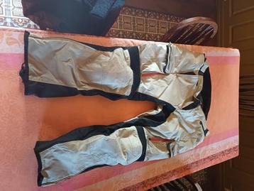 IXS 4XL motorbroek in gemiddelde staat beschikbaar voor biedingen