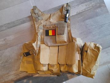 Veste tactique MOLLE vert/beige Airsoft Reenactment Cosplay