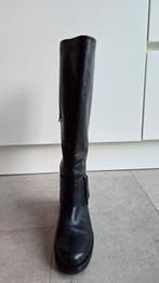 Botte haute en cuir italien d'Angelo Bervicato taille 40, Vêtements | Femmes, Enlèvement