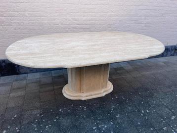 Zeer mooie ovalen travertin eettafel XXL - 196x107 beschikbaar voor biedingen