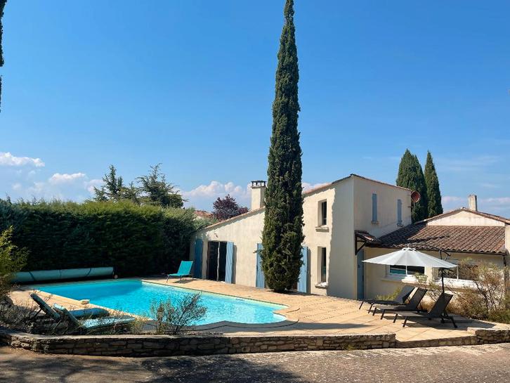 PRACHTIGE VILLA VOOR 8 PERS GROOT ZWEMBAD EN OMHEIND TERREIN, Vakantie, Vakantiehuizen | Frankrijk, Languedoc-Roussillon, Landhuis of Villa