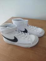 Basket nike blazer mid 77 taille 33, Enfants & Bébés, Vêtements de bébé | Chaussures & Chaussettes, Enlèvement ou Envoi