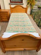 1 pers bed volledig + nachtkastje, Huis en Inrichting, Slaapkamer | Complete slaapkamers, Ophalen, Zo goed als nieuw
