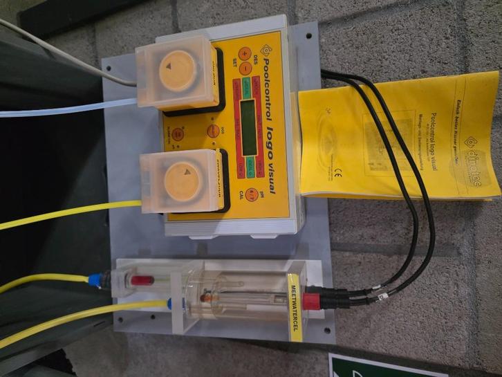 Waterbehandeling Chloor en pH-, Tuin en Terras, Zwembad-toebehoren, Gebruikt, Reinigingsmiddel, Ophalen