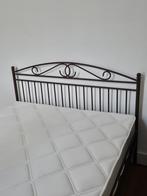 Bed met matras, Huis en Inrichting, Slaapkamer | Bedden, Ophalen, Zo goed als nieuw