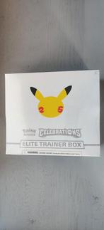 Celebrations elite trainer box, Hobby en Vrije tijd, Verzamelkaartspellen | Pokémon, Ophalen, Nieuw, Foil