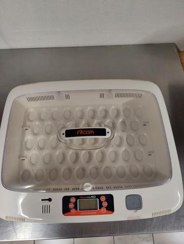 Broedmachine r-com 50 pro beschikbaar voor biedingen