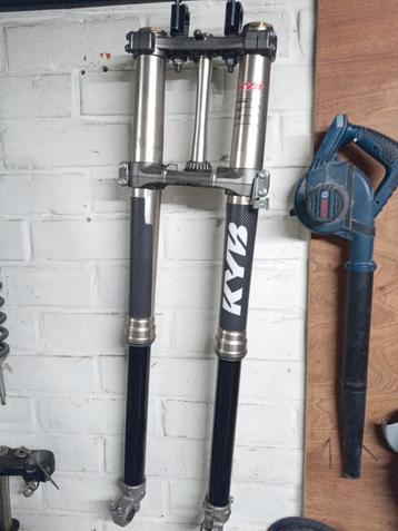Voorvork kxf 450 beschikbaar voor biedingen
