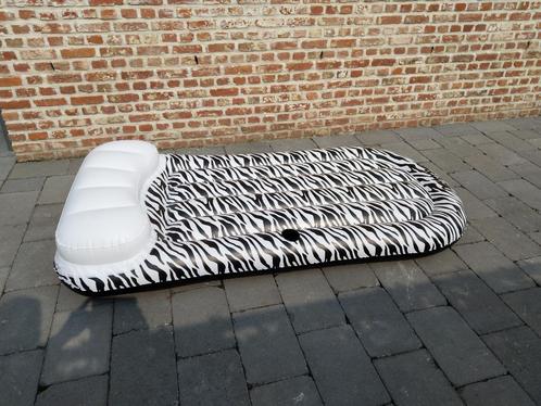 Luchtmatras zwembad, Tuin en Terras, Zwembad-toebehoren, Zo goed als nieuw, Overige typen, Ophalen of Verzenden