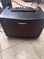 Roland ac60 versterker, Muziek en Instrumenten, Zo goed als nieuw