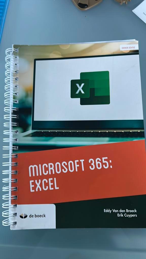 Microsoft 365 Excel - Van den Broeck / Cuypers, Boeken, Informatica en Computer, Zo goed als nieuw, Software, Ophalen