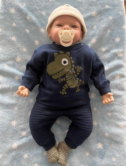 Reborn baby met heel veel kleertjes, Kinderen en Baby's, Speelgoed | Poppen, Nieuw, Ophalen