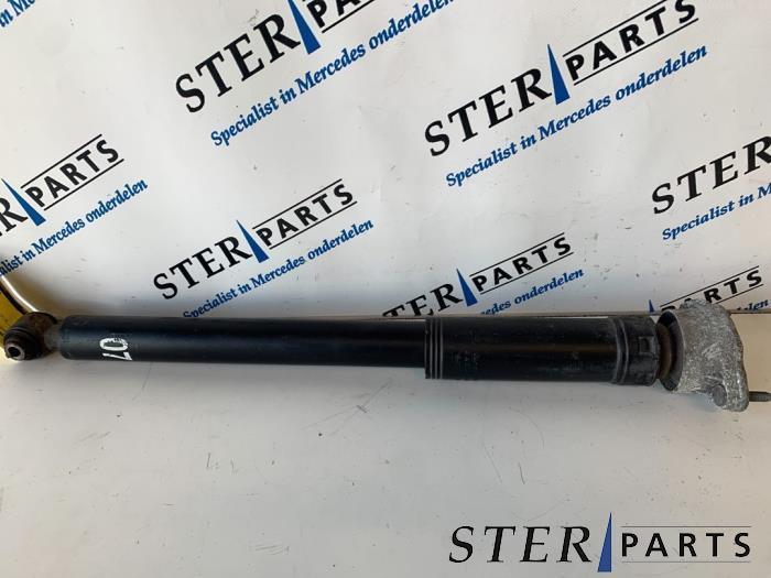 Schokdemper rechts-achter van een Mercedes E-Klasse, Auto-onderdelen, Ophanging en Onderstel, Mercedes-Benz, Gebruikt, 3 maanden garantie