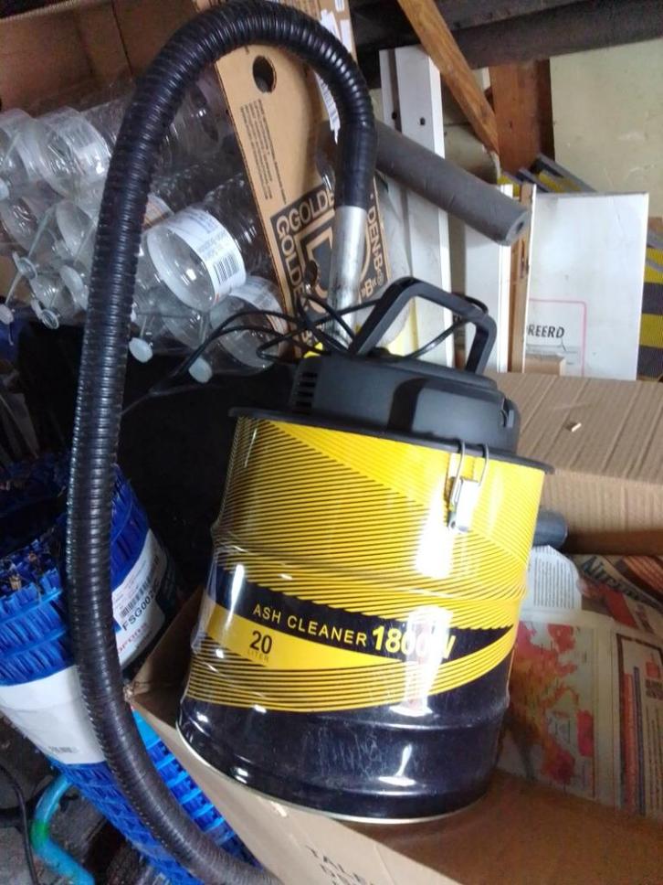 Powerplus POWX3018 aszuiger 1800W 20l, Doe-het-zelf en Bouw, Gereedschap | Handgereedschap, Zo goed als nieuw, Ophalen