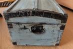 antieke Provence koffer met metalen randen, Antiek en Kunst, Ophalen