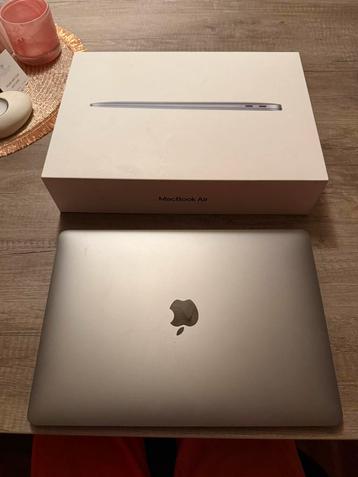 Macbook air m1 2020 nieuwstaat beschikbaar voor biedingen