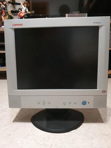 moniteur vga compaq L: 38cm 4/3 beschikbaar voor biedingen