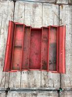 Metalen werkbak bieden, Ophalen, Gebruikt