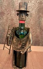 Wijnfleshouder uit metaal, Ophalen, Metaal