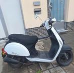 A classe scooter(geen rijbewijs nodig), Fietsen en Brommers, Ophalen, Gebruikt