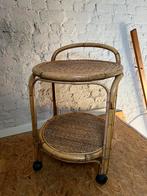 Table d'appoint en rotin sur roulettes, Maison & Meubles, Accessoires pour la Maison | Étagères, Enlèvement, Utilisé