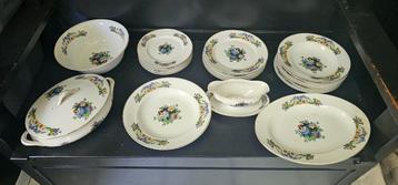 Service de table ancien beschikbaar voor biedingen