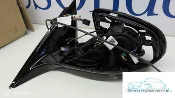 A2138105101 2138105101 W213 Spiegel links zwart hoogglans beschikbaar voor biedingen