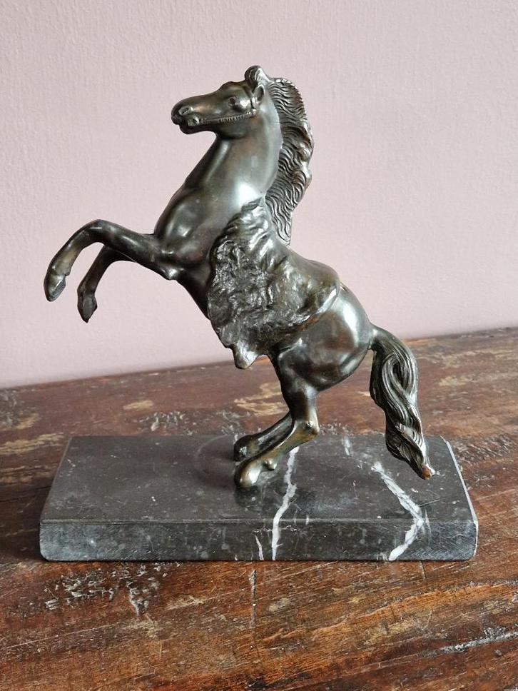 Beeldhouwwerk, "Rampant paard" - Brons, Marmer, Antiek en Kunst, Antiek | Brons en Koper, Brons, Ophalen of Verzenden