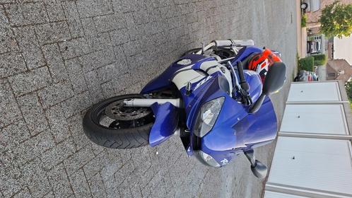 Yamaha yzf r6, Motoren, Motoren | Yamaha, Particulier, Super Sport, meer dan 35 kW, 4 cilinders, Minimaal motorrijbewijs A2, Sportuitlaat