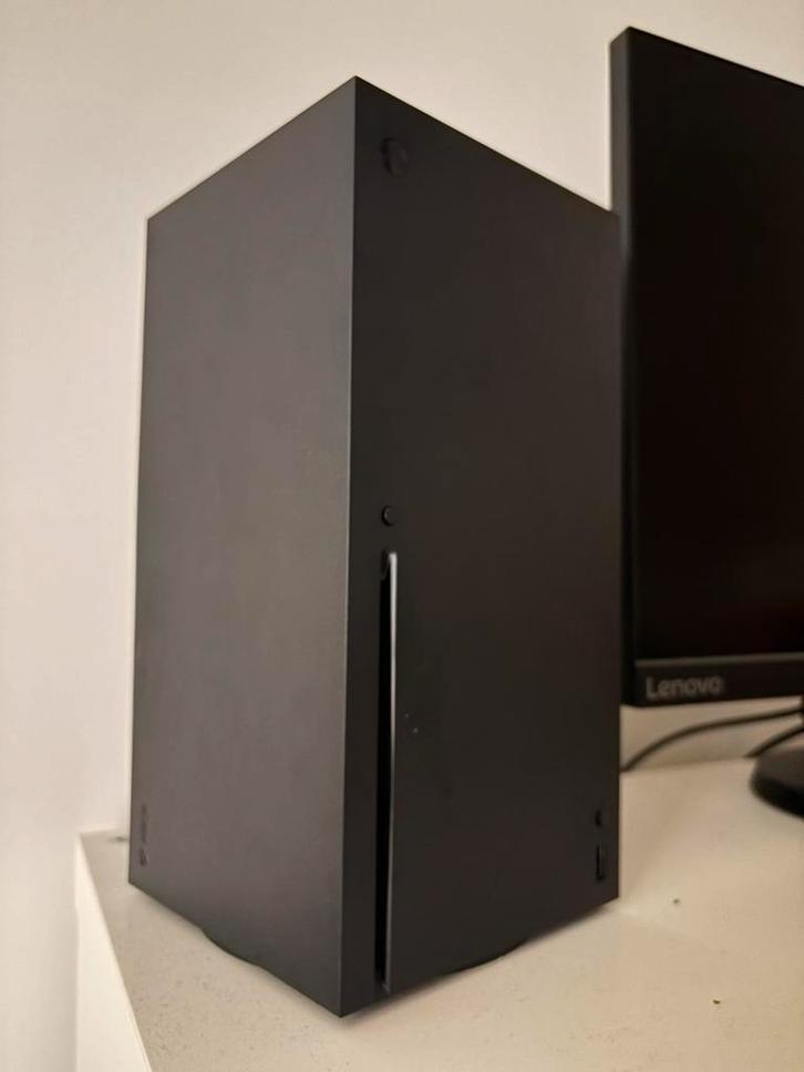 X-Box série X 2025, Games en Spelcomputers, Games | Xbox Original, Zo goed als nieuw, Platform, 3 spelers of meer, Online, Ophalen