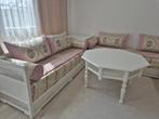 Salon complet- Salon marocain complet avec table et coffret, Ophalen, Zo goed als nieuw, Marocain, Hout