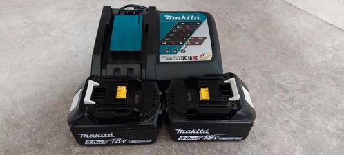 Makita lader en 2 batterijen, Doe-het-zelf en Bouw, Gereedschap | Machine-onderdelen en Toebehoren, Nieuw, Ophalen of Verzenden