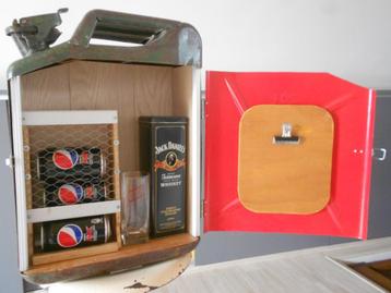 jerry can bar / whisky bar beschikbaar voor biedingen