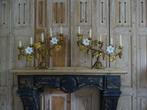 Franse kandelaars met opaline bloemen, Antiek en Kunst, Ophalen of Verzenden