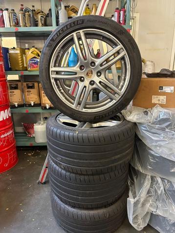 Originele Porsche Velgen met banden 20'' Michelin beschikbaar voor biedingen