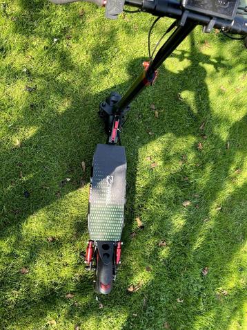 Elektrische step Zwheel beschikbaar voor biedingen