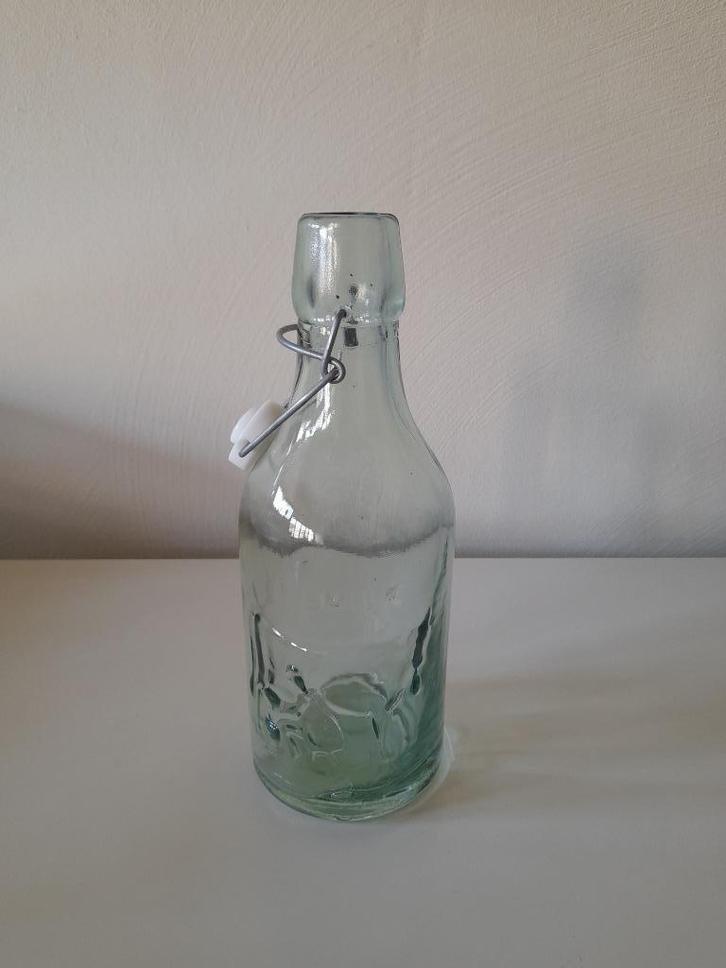 Brocante - bouteille de lait ancienne avec relief ; scène pa, Antiquités & Art, Curiosités & Brocante, Enlèvement