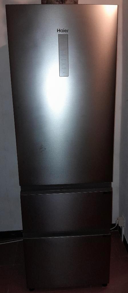 Frigo Haier - AI + Wifi, Electroménager, Réfrigérateurs & Frigos, Comme neuf, Avec congélateur séparé, 200 litres ou plus, 160 cm ou plus
