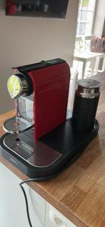 Machine à café nespresso Krups citiz et milk, Ophalen, Gebruikt, Espresso apparaat, Koffiepads en cups