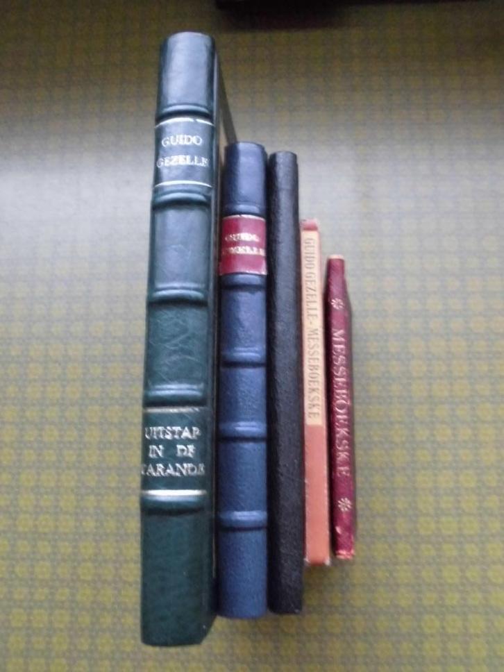 Guido Gezelle, 5 boeken- waarvan 2 van vóór 1900, Boeken, Gedichten en Poëzie, Gelezen, Eén auteur, Ophalen of Verzenden