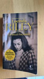 La belle italienne - Lucinda Riley - Ed. Charleston Poche, Boeken, Romans, Ophalen of Verzenden, Zo goed als nieuw, Lucinda Riley