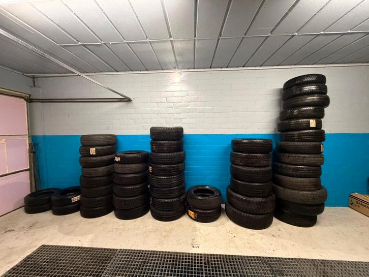 Grote partij nieuwe en licht gebruikte banden meerdere maten, Auto-onderdelen, Banden en Velgen, Band(en), Ophalen