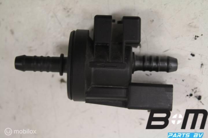 Drukklep VW Golf 7 1.6 TDI 5 deurs 06E906517A, Auto-onderdelen, Motor en Toebehoren, Gebruikt