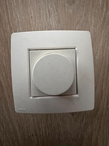 Schakelmateriaal niko inbouw original beschikbaar voor biedingen