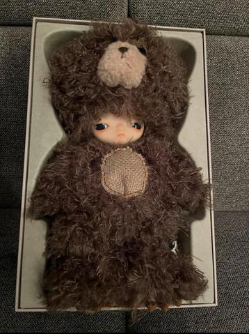 ORIGINAL POP MART Prachtige Hirono bear  van 40cm beschikbaar voor biedingen