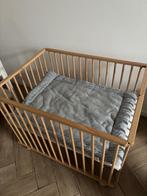 Box + boxkleed va Petite Amelie, Kinderen en Baby's, Ophalen, Zo goed als nieuw, Rechthoekig, Boxkleed